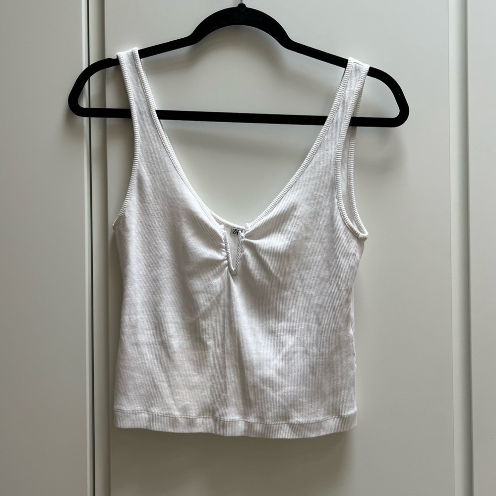 Zara Ribbed White Tank Top with Wire Detailing